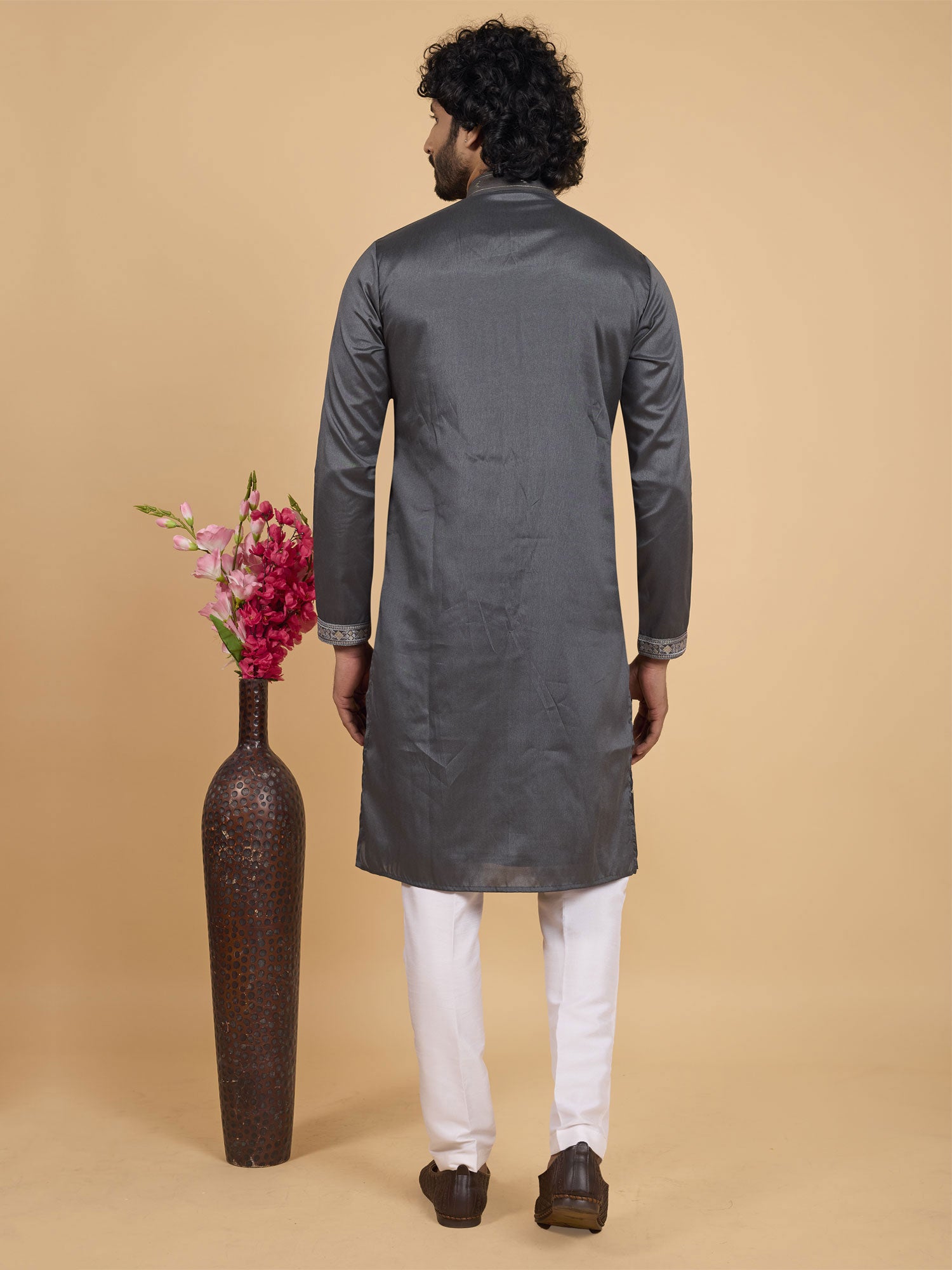Grey Floral Embroidered Casual Kurta Pyjama