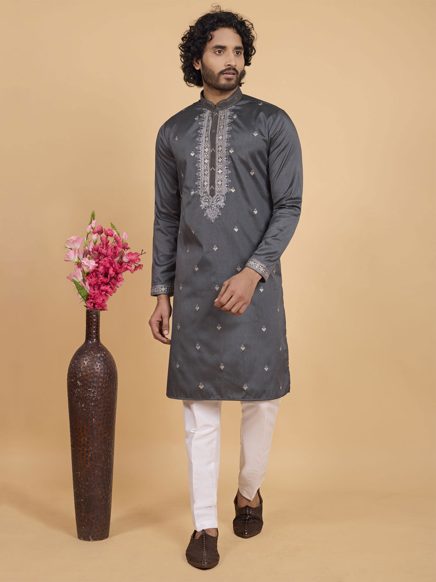 Grey Floral Embroidered Casual Kurta Pyjama