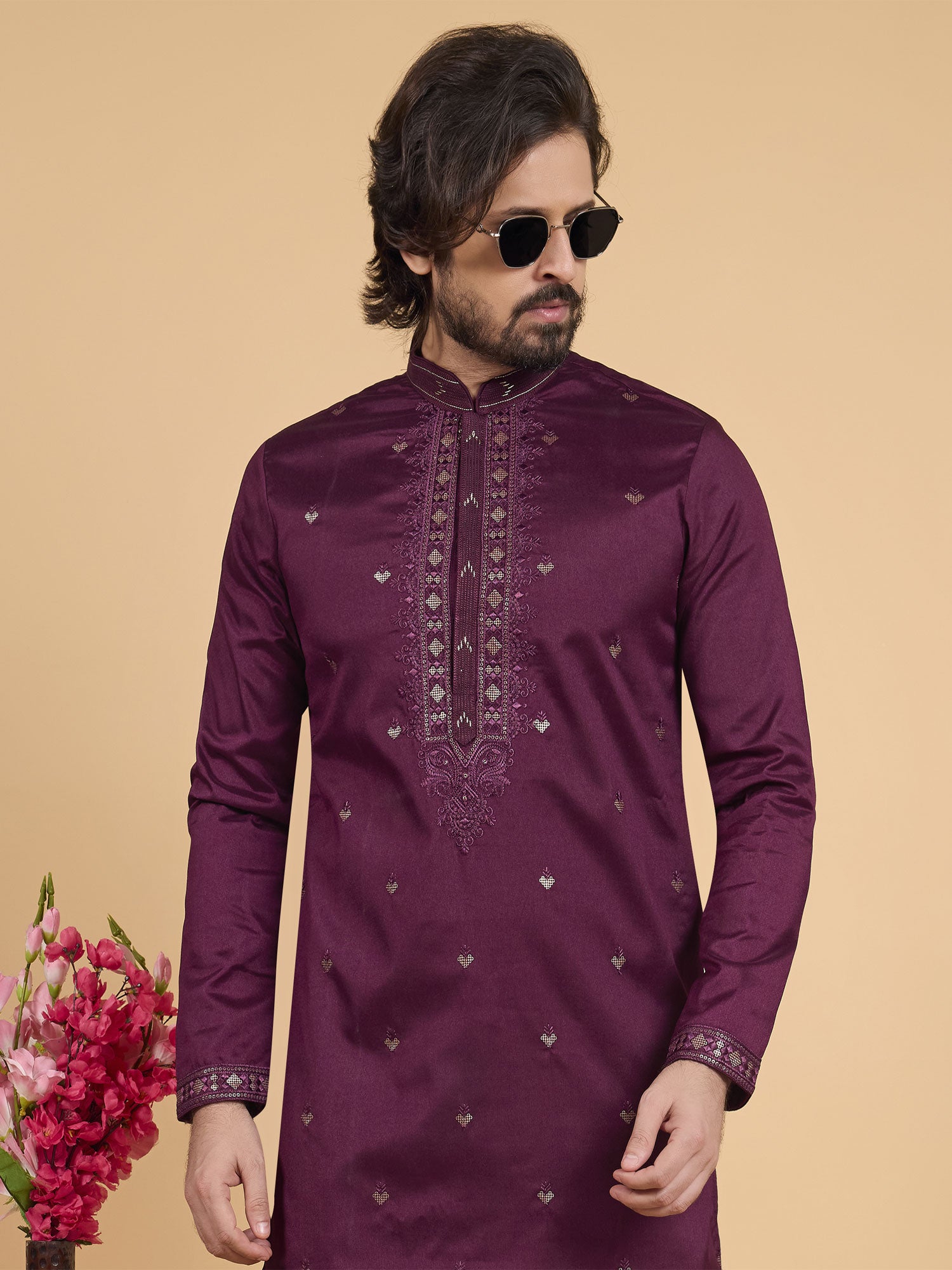 Wine Men's Art Silk Kurta Set In Sequins Work