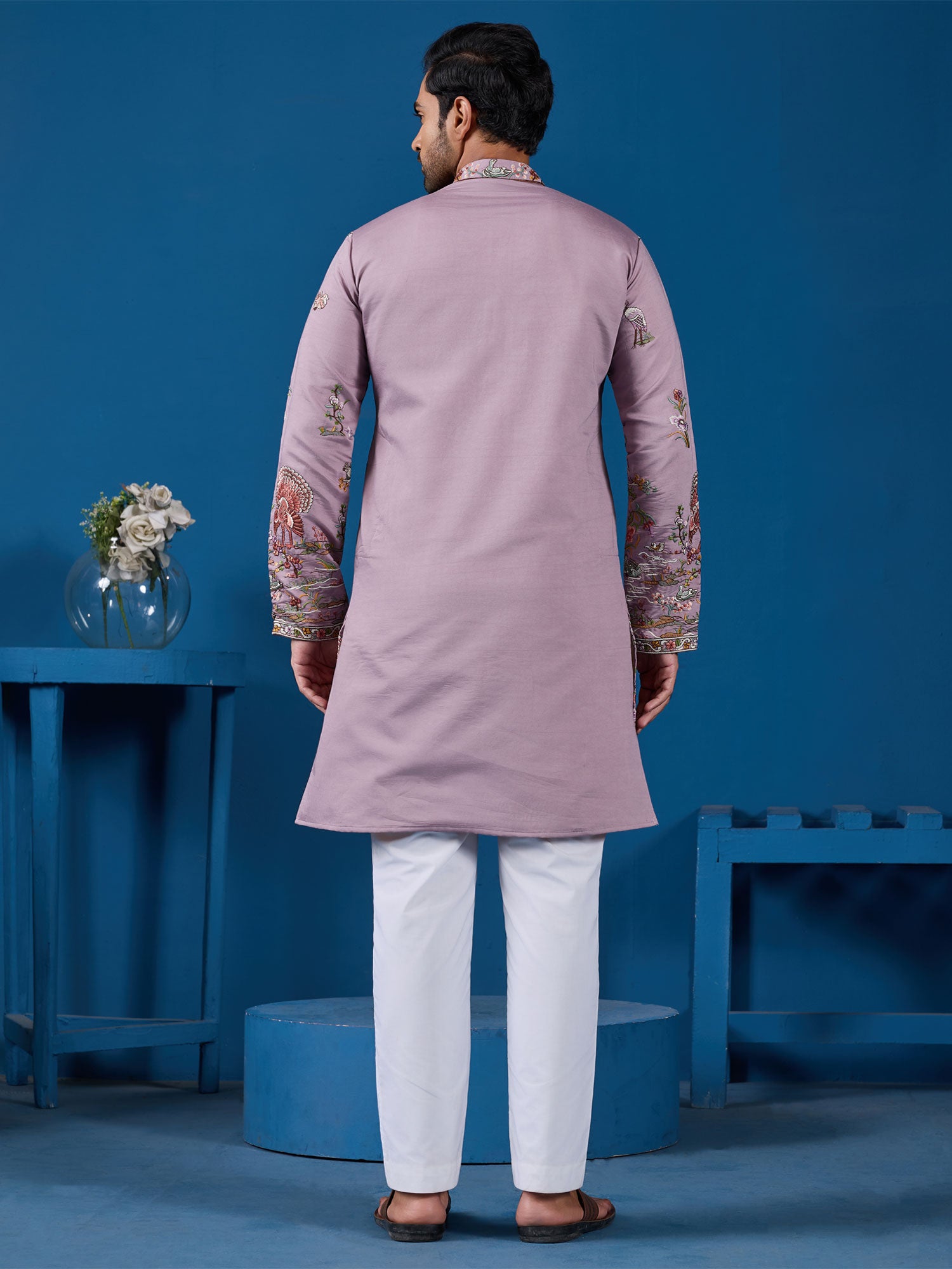 Lilac Floral Thread Augmented Men's Kurta Pyjama