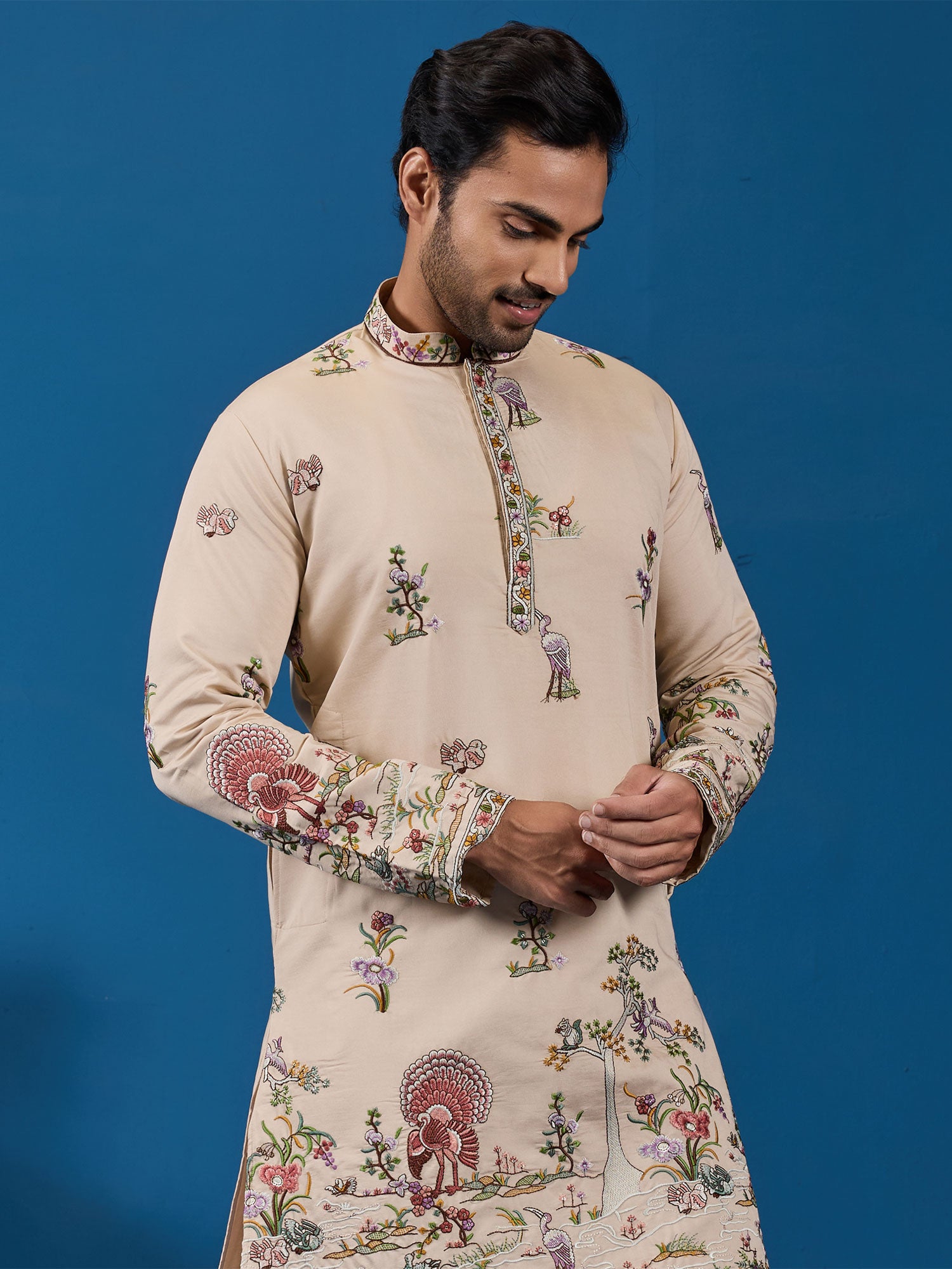 Ivory Cream Readymade Kurta Set In Viscose Silk