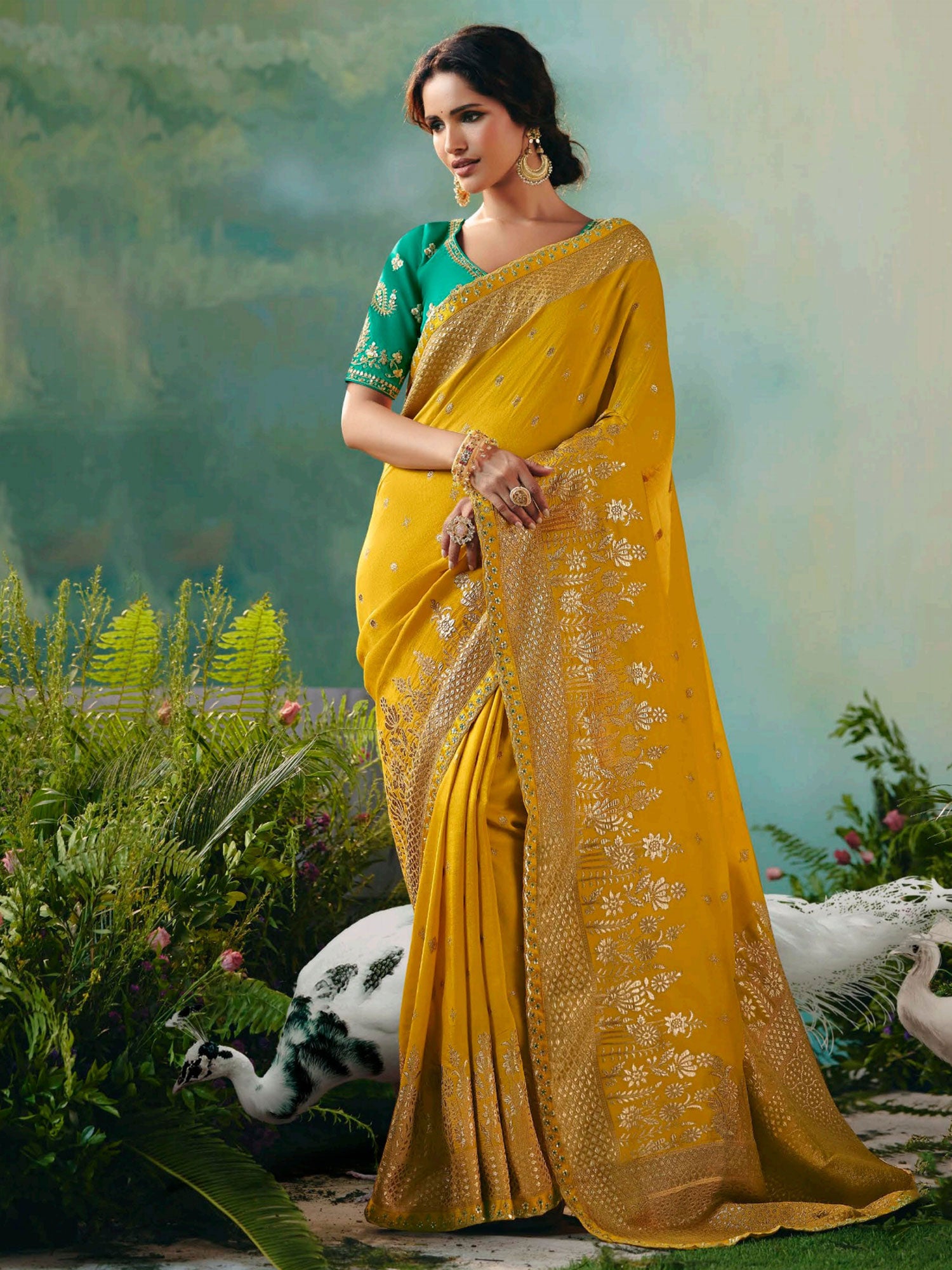 Yellow Silk Saree With Zari Weaving Borders