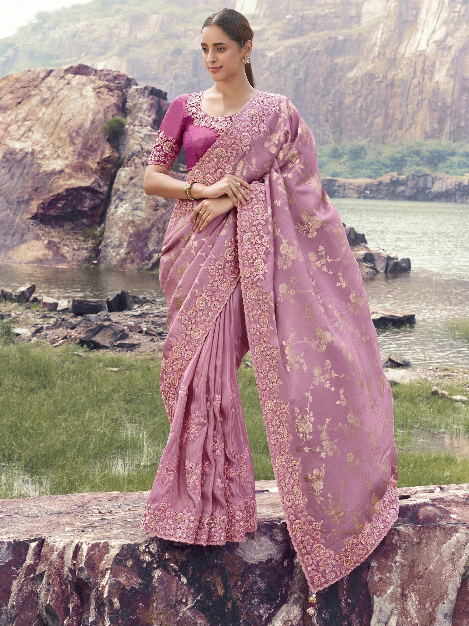 Pink Silk Saree In Stone Work With Heavy Borders