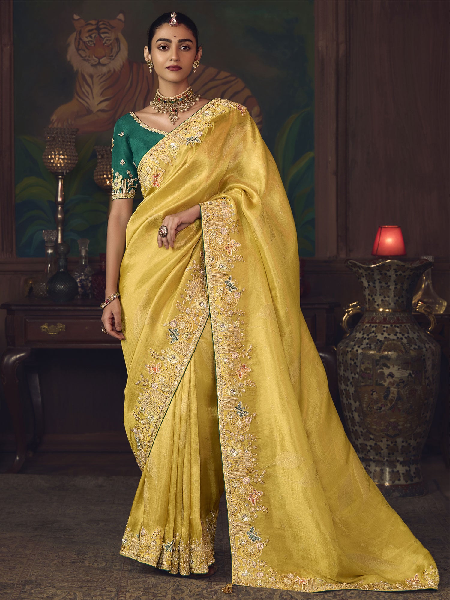 Honey Yellow Traditional Saree With Heavy Borders