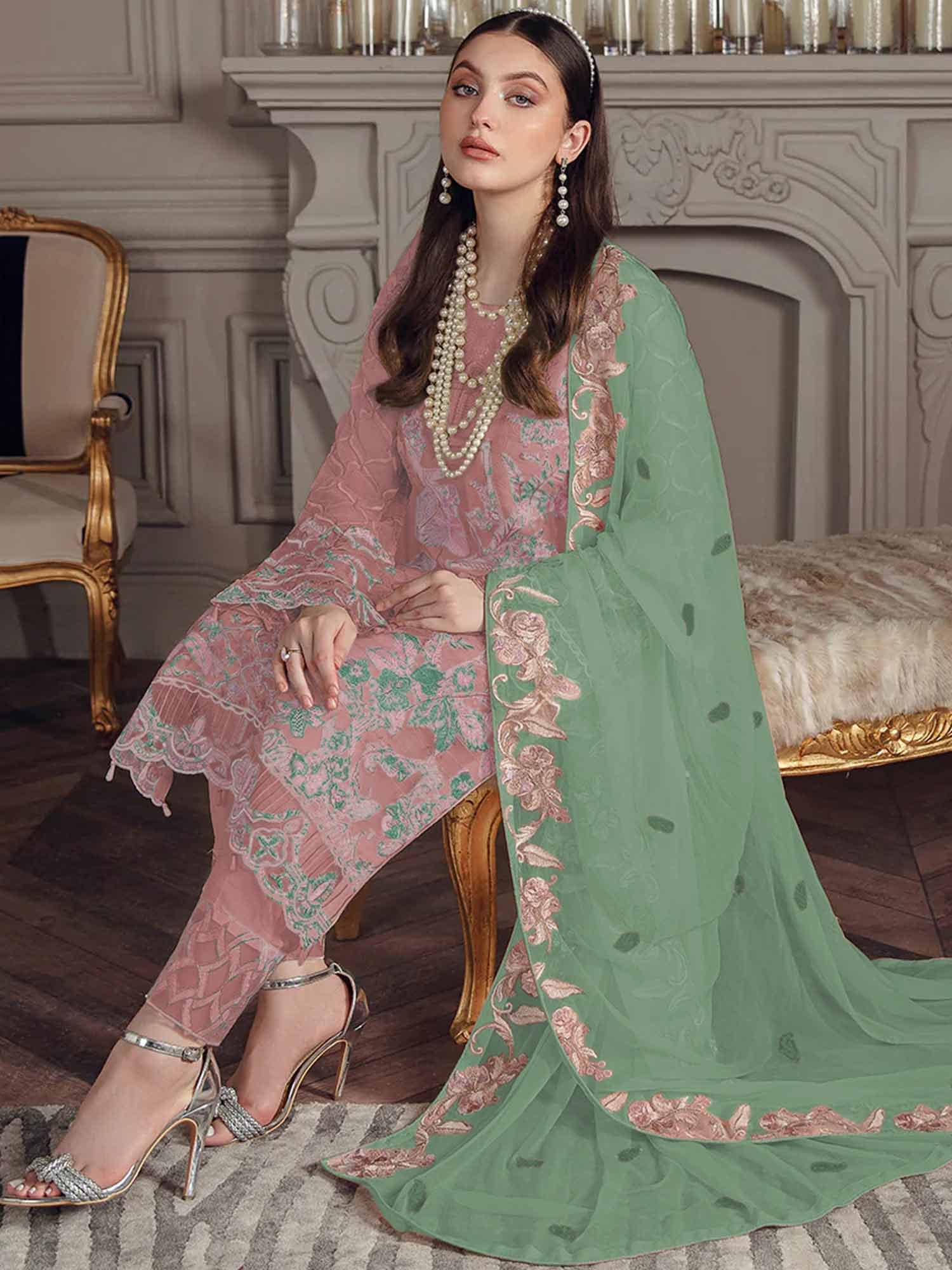 Peach Pant Style Suit Set In Georgette