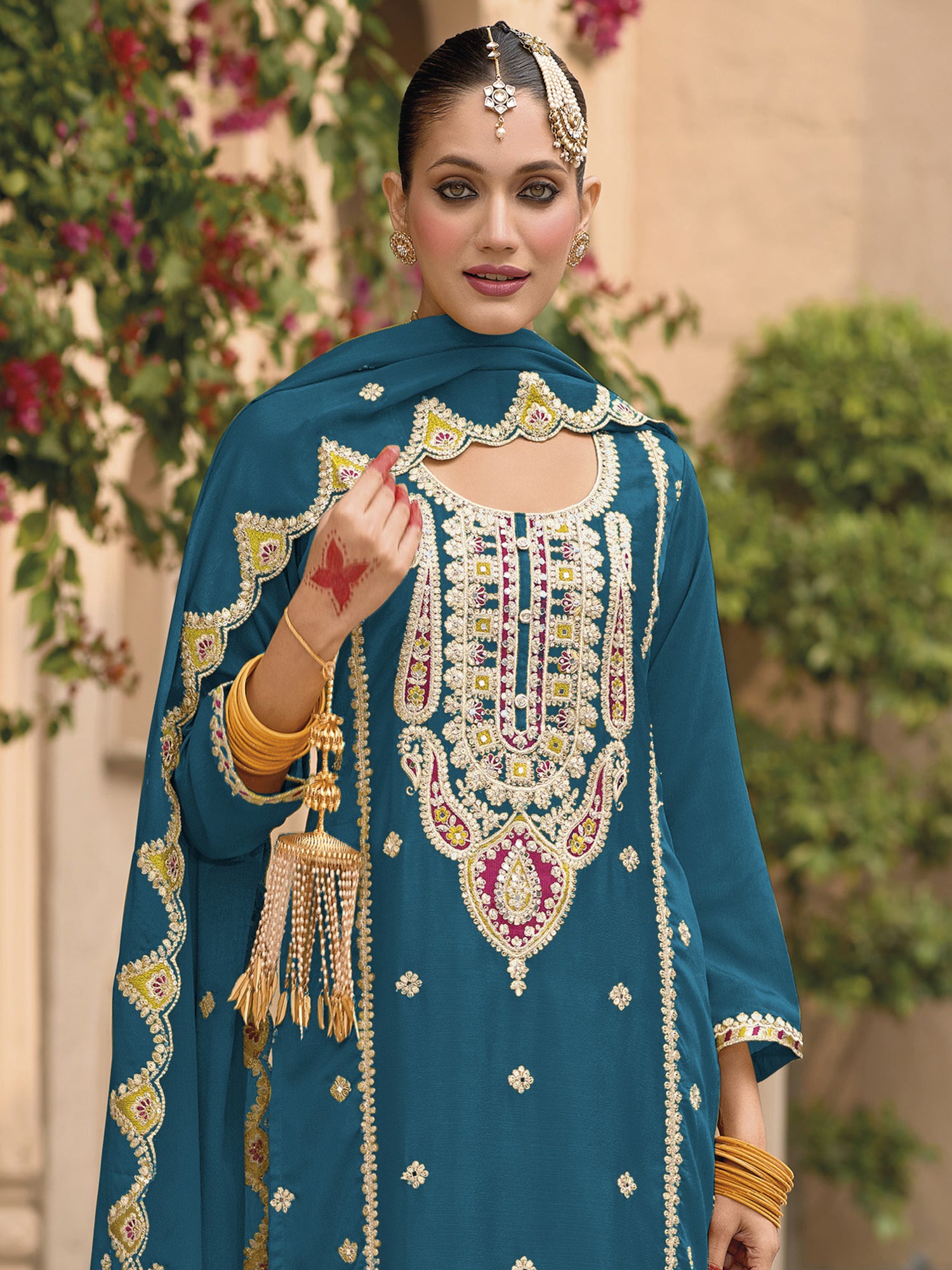 Blue Zari Work Pakistani Style Salwar Kameez