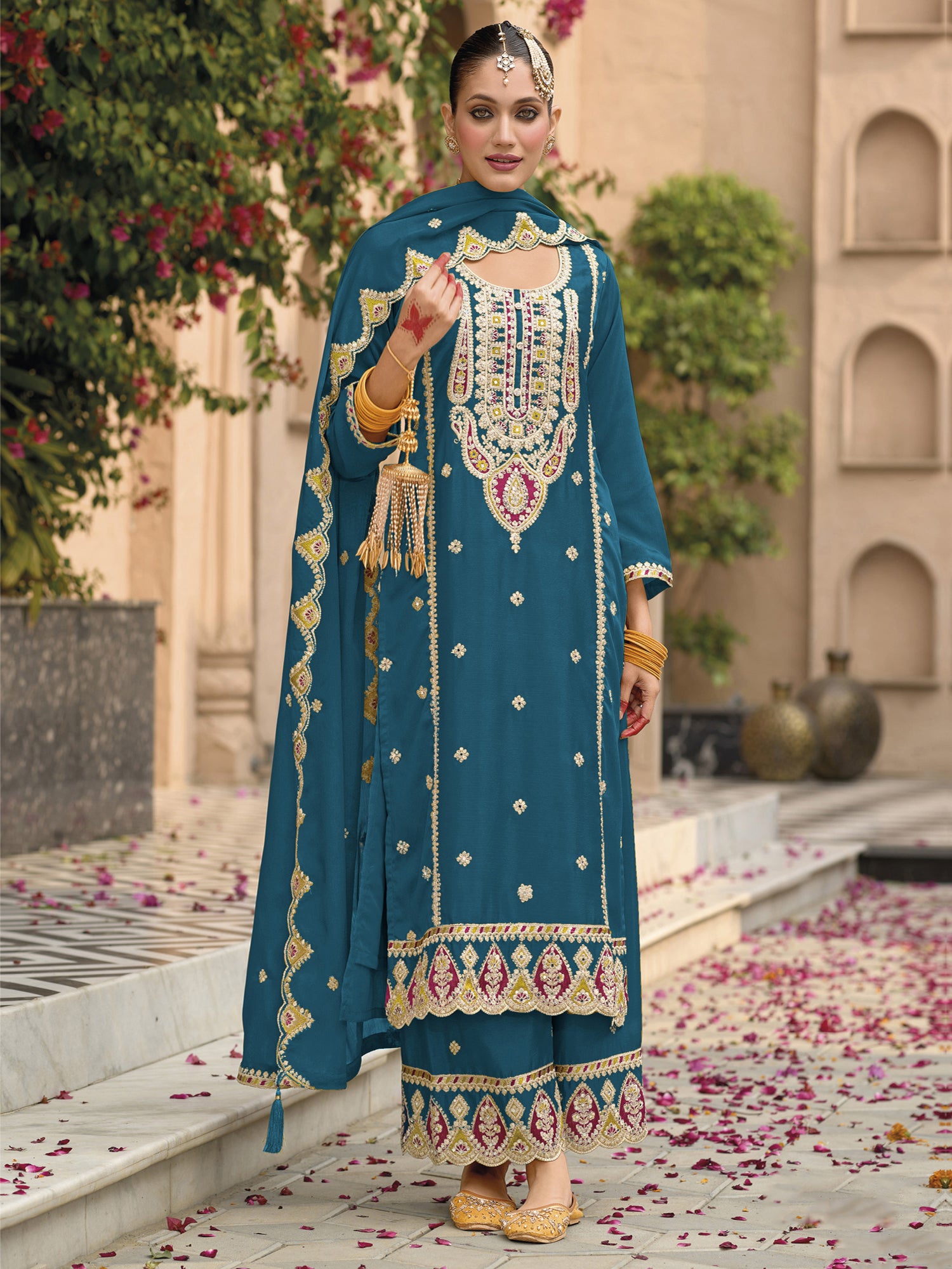 Blue Zari Work Pakistani Style Salwar Kameez