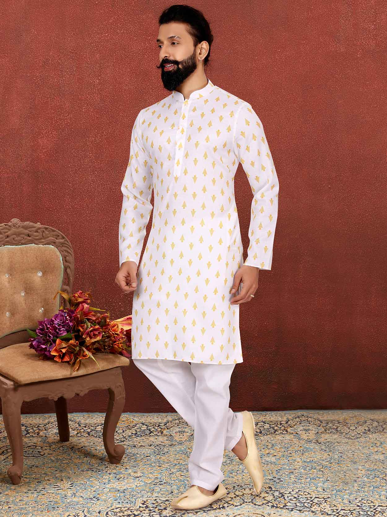 Off White Digital Print Kurta Pyjama Set