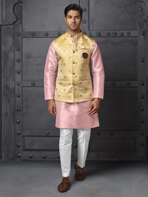 Baby Pink Kurta Pyjama Set With Jacquard Jacket