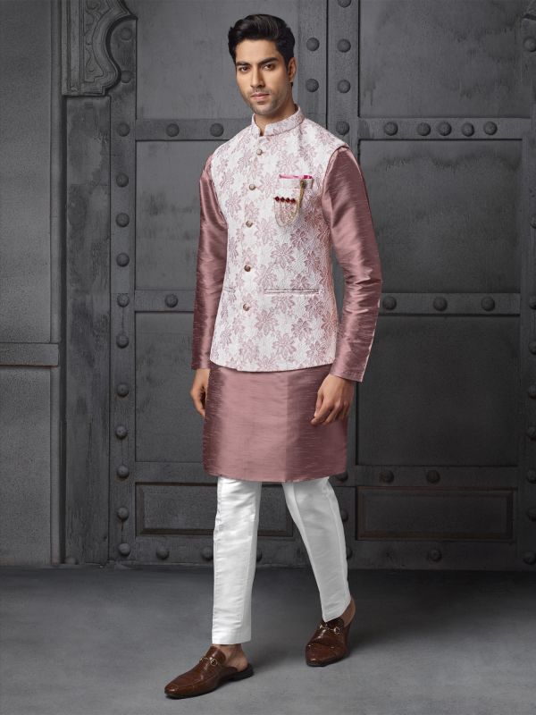 Onion Pink Kurta Pyjama Set In Silk With Jacket