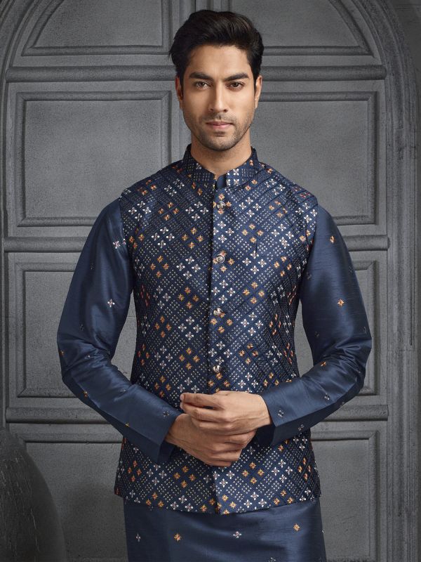 Navy Blue Mens Kurta Set In Silk With Embroidered Jacket