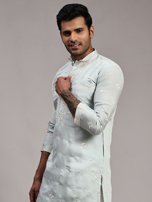 Grey Silk Kurta Pyjama In Thread Work