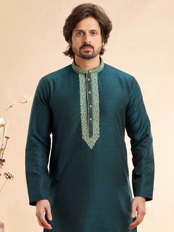 Peacock Green Thread Enhaced Kurta Set