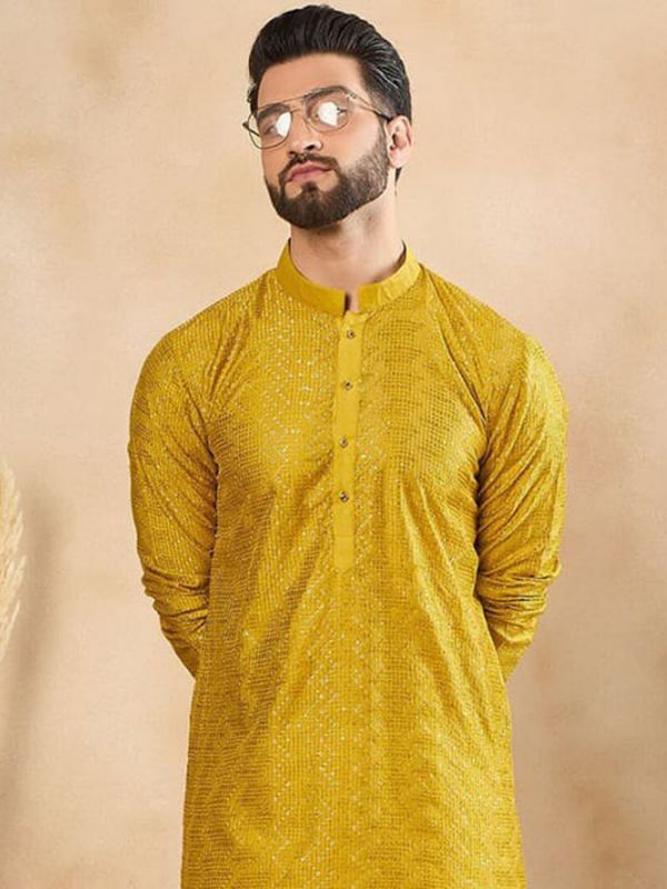 Yellow Men's Kurta Set In Sequins Work