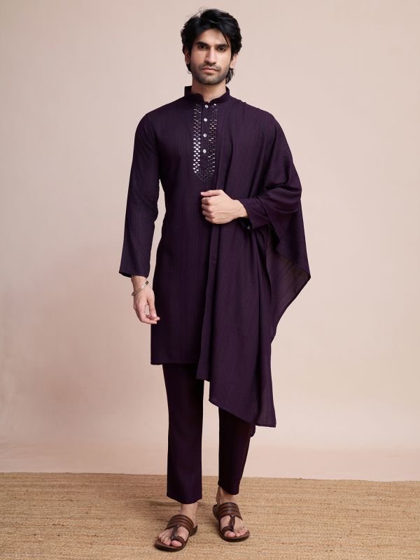 Wine Men's Kurta Pyjama In Sequins Work