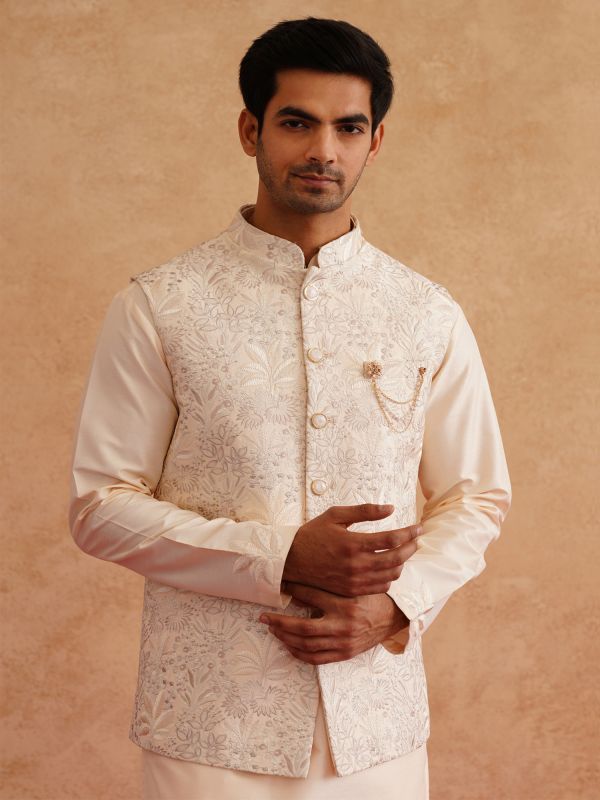 Cream Men's Wear Kurta Pyjama Set In Silk