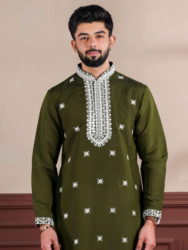 Green Thread Embellished Readymade Kurta Set