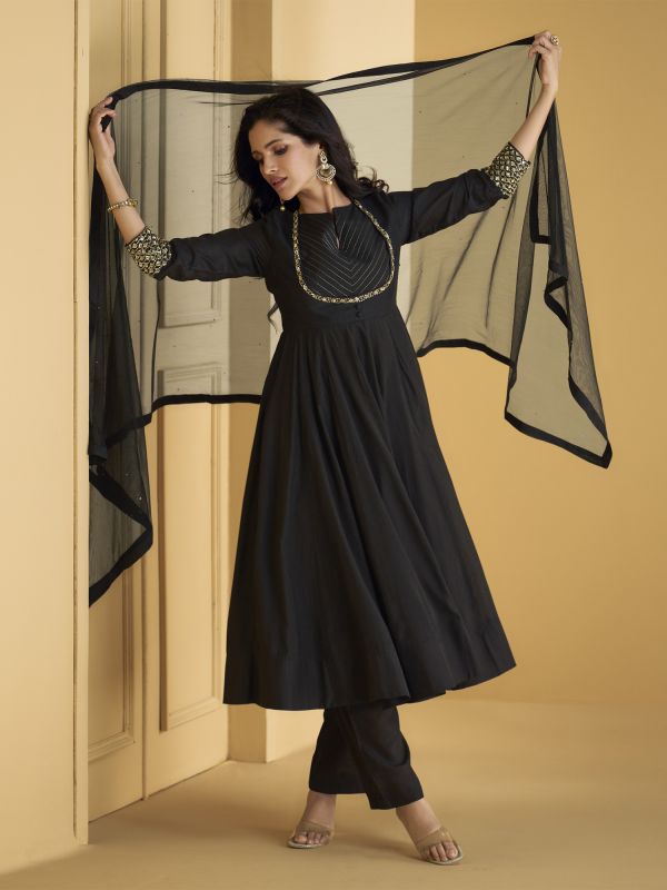 Black Anarkali Style Salwar Suit With Net Dupatta
