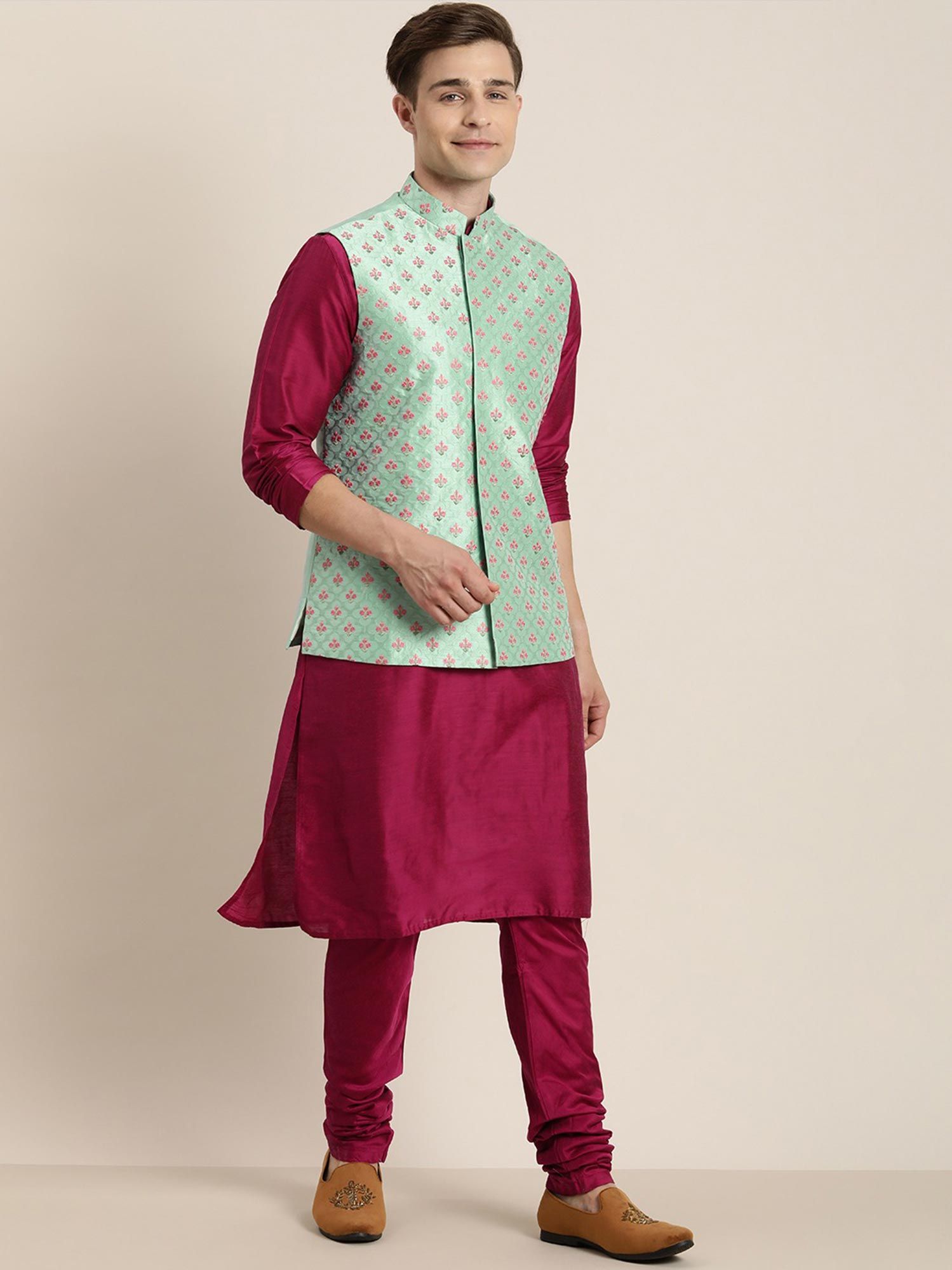 Magenta colour kurta discount pajama