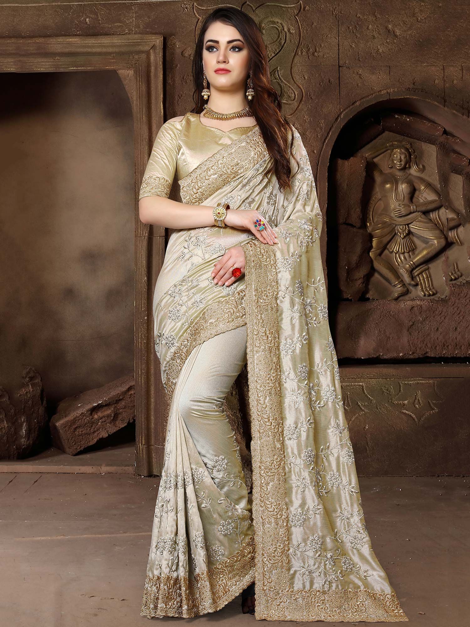 Buy Cream Weaving kanjivaram Silk Saree Online At Ethnic Plus