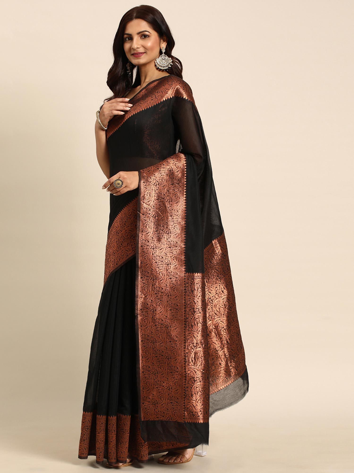 black sarees, party wear sarees photos, plain black saree black saree,black  sarees,black saree desig | Party wear sarees, Elegant saree, Black saree  designs