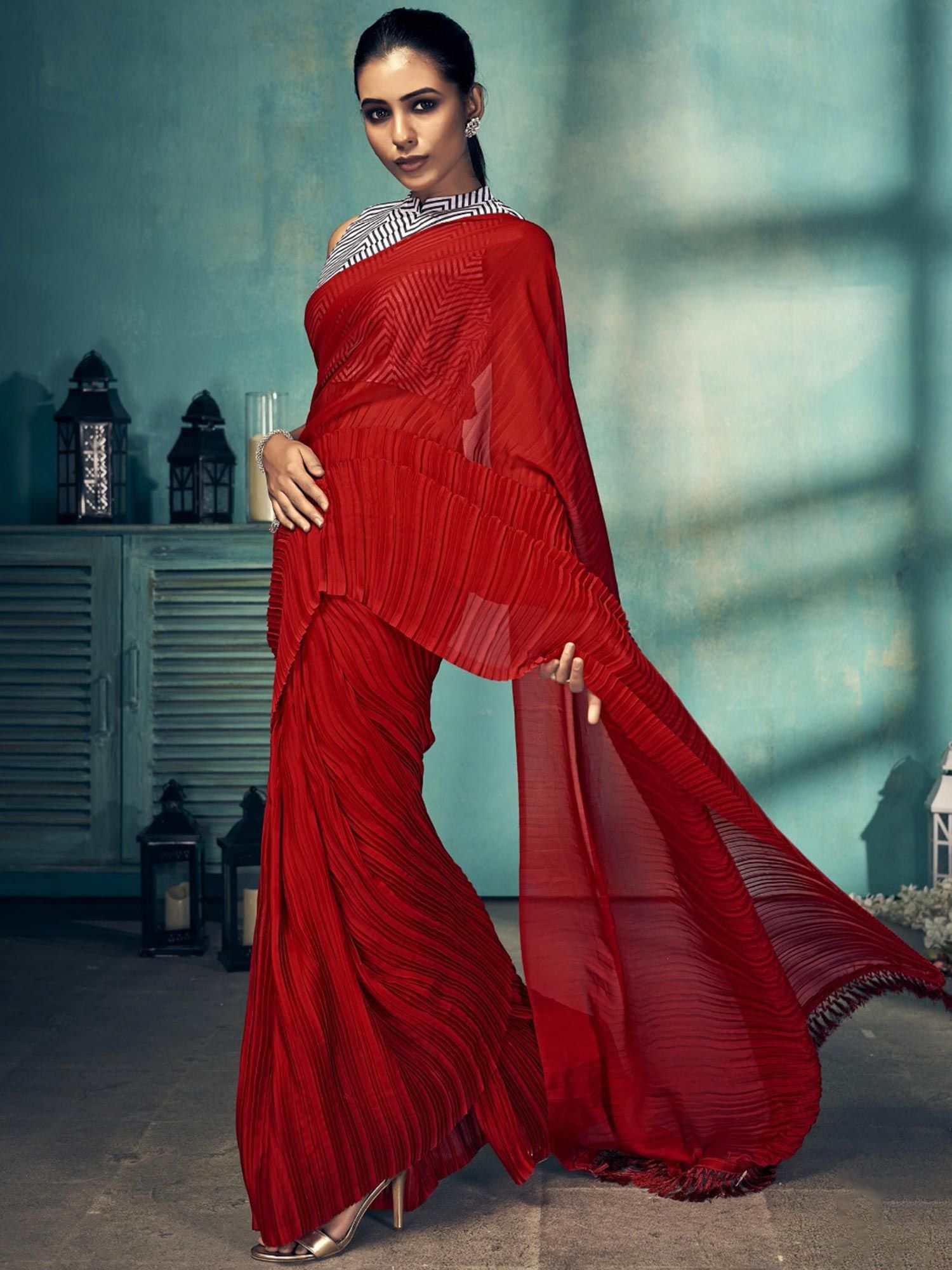 Model Plain Saree - Silk Bazaar