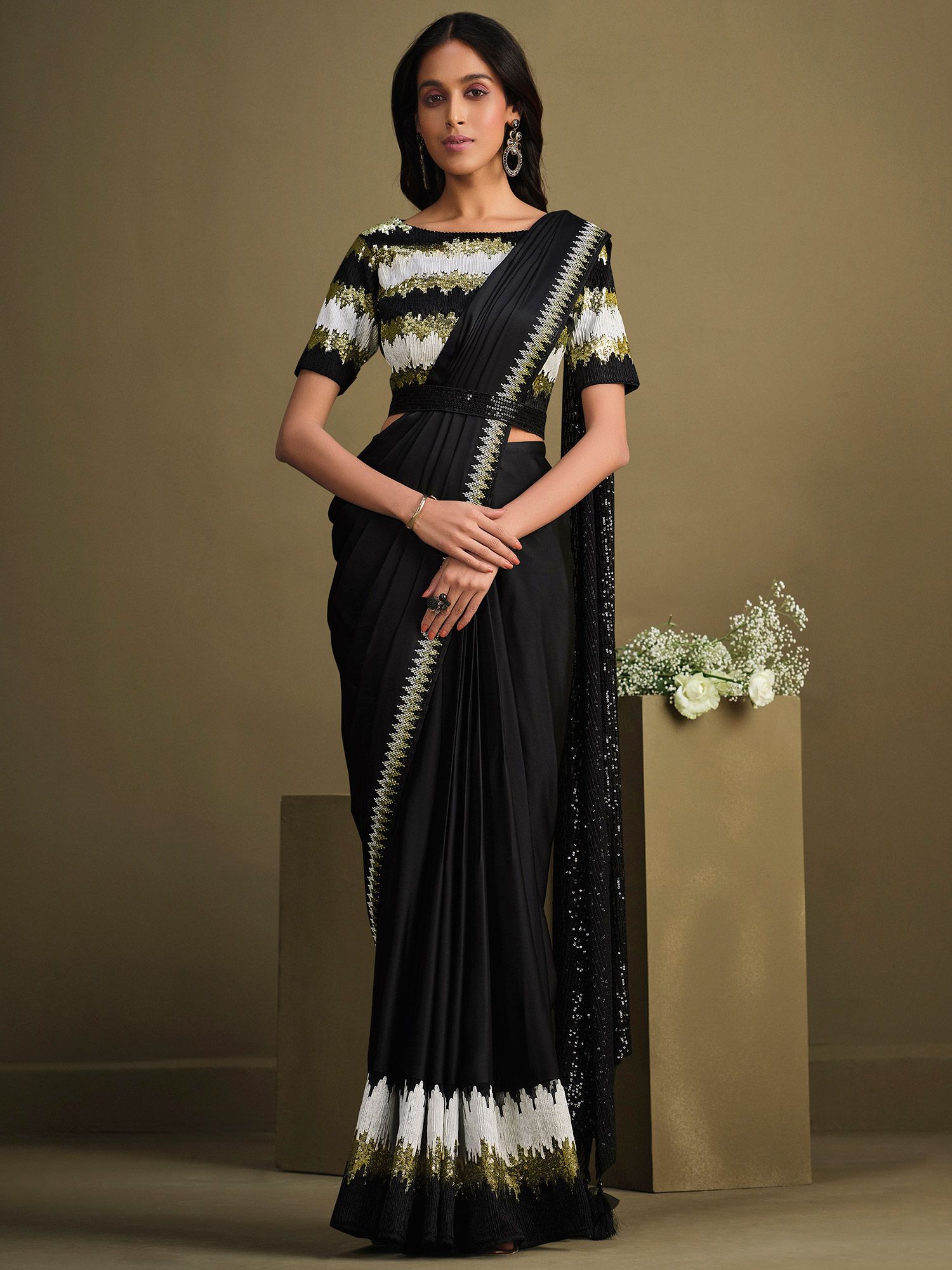 Buy Short Cocktail Saree Sets for Women Online in India - Indya