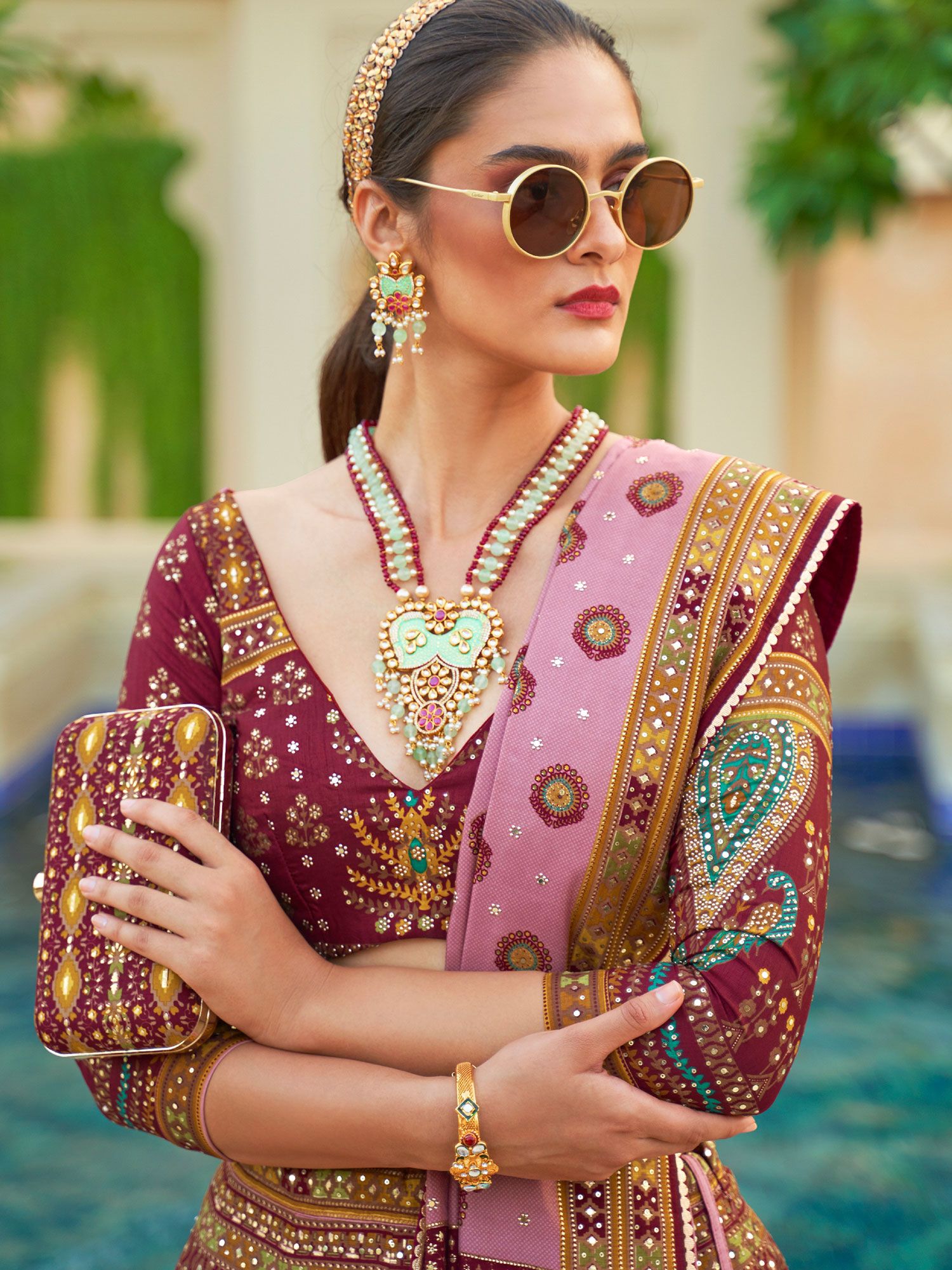 Photo of Pretty gold jewellery with maroon bridal lehenga | Winter bridal  jewelry, Pakistani bridal jewelry, Beautiful bridal jewelry