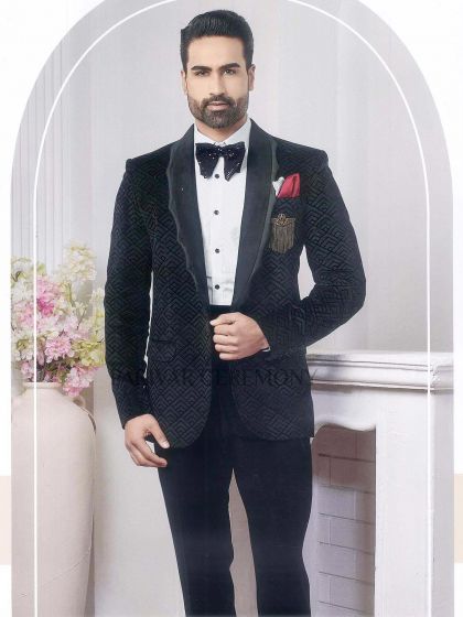 Fabulous Black Colour Imported Fabric Mens Tuxedo Suit.