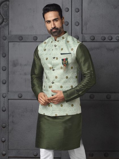 Dark Green Kurta Pyjama Set In Silk With Jacket