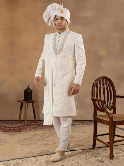 Light Cream Menswear Sherwani Set With Stole